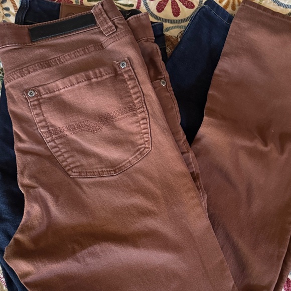 Hooke and Lois pants, 3 pair - Picture 7 of 11
